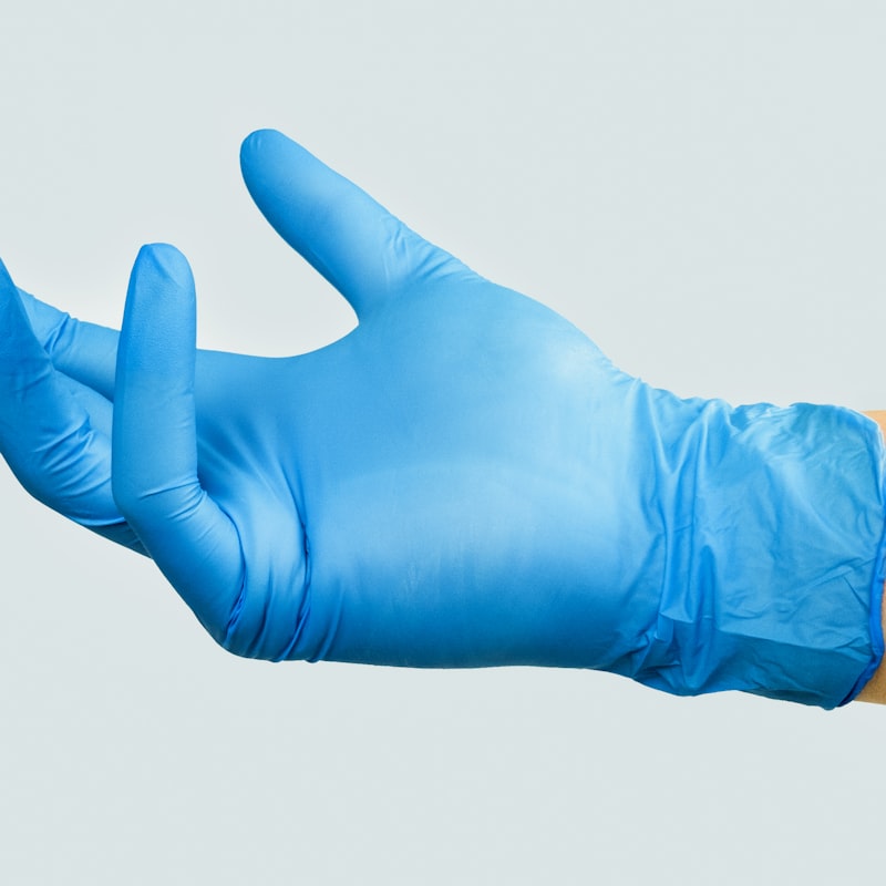 Disposable Nitrile Gloves (Box of 100)